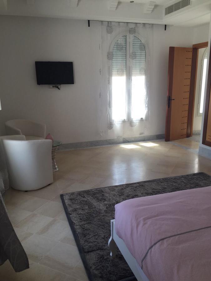 Triffa Villa Avec Piscine מראה חיצוני תמונה